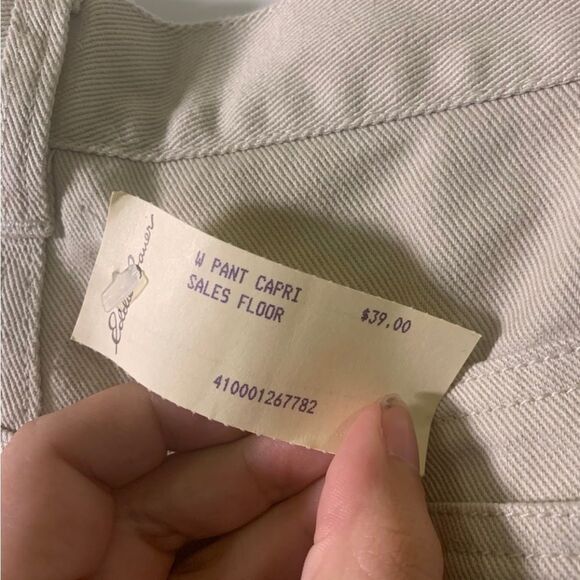 Eddie Bauer New Size 10 Tan Capris - Picture 3 of 4